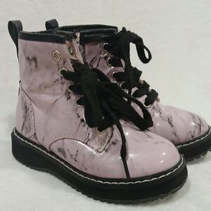 Steve Madden Girls' 10 Boots Marble Fashion Blush Pink Black Laces Zippered Side